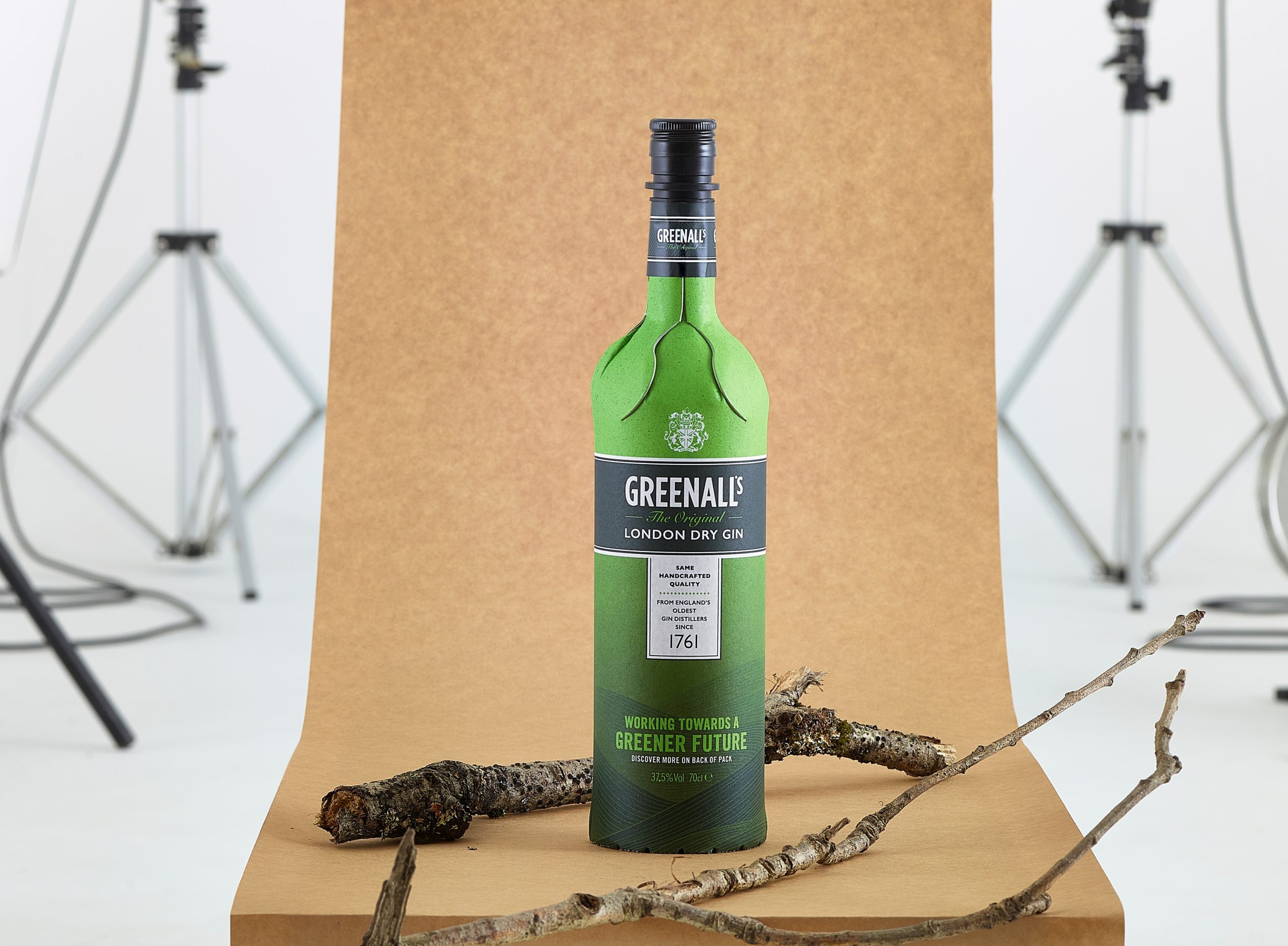 Greenall’s launch Greener Greenall’s Paper Bottle Gin in Frugal Bottle